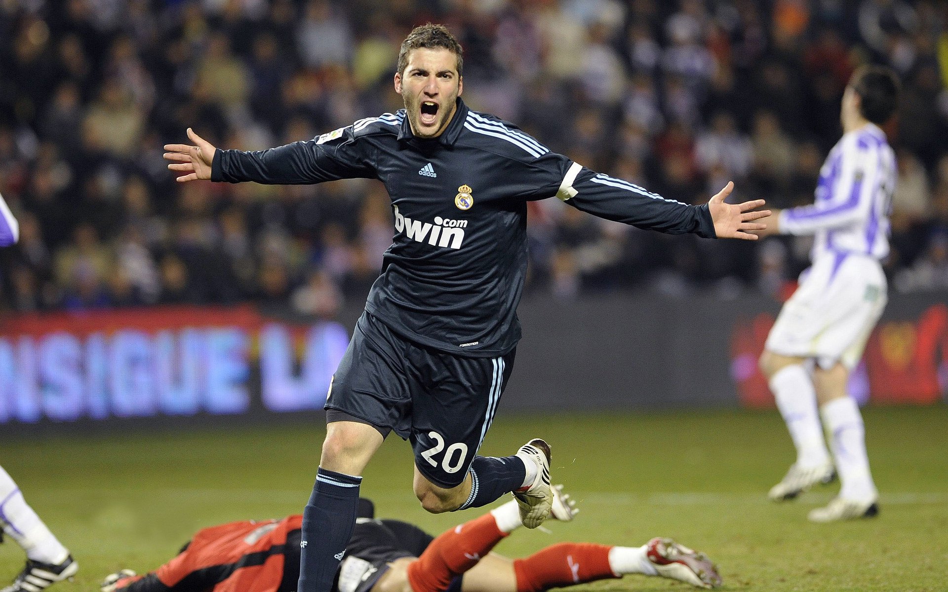 百米飞人巅峰对决,新星崛起与传奇延续的震撼之夜